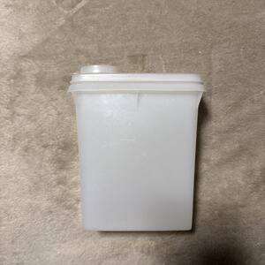 Vintage Tupperware 499 Modular Mate Pourable Sheer Container with Sheer Lid Seal